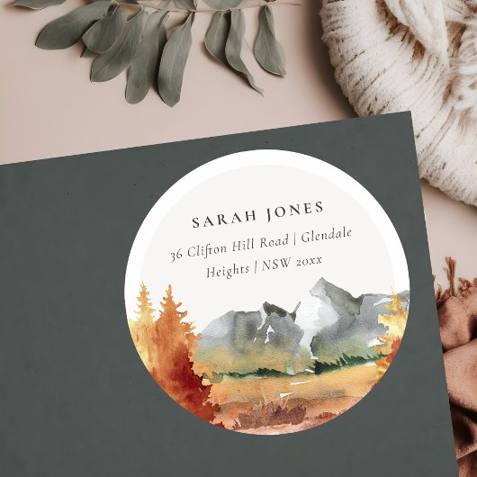秋ラストオレンジの山の木の葉のアドレス ラウンドシール