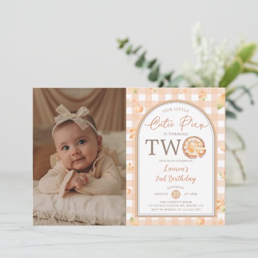 秋リトルかわいこちゃんパイは2つの誕生日の写真 招待状 (スタンド正面)