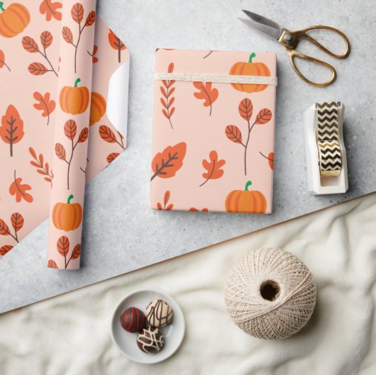 秋リーフシームレスラッピング紙かわいいチャーム ラッピングペーパー (クラフト)