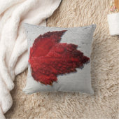 秋レッドメープルリーフオンホワイトウッド クッション (ブランケット)