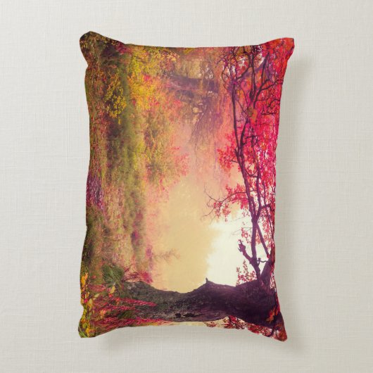 秋威厳のあるの森の風景 アクセントクッション (裏面(縦))