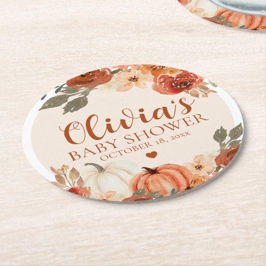秋小さなかぼちゃの秋のフローラベビースシャワー ラウンドペーパーコースター (アングル)