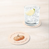 秋小さなカボチャが途中の赤ちゃんシャワー ラウンドペーパーコースター (インサイチュ)