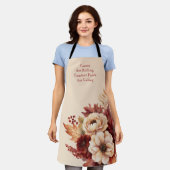 秋水彩花 – クリームと赤 –  エプロン (着用した状態)