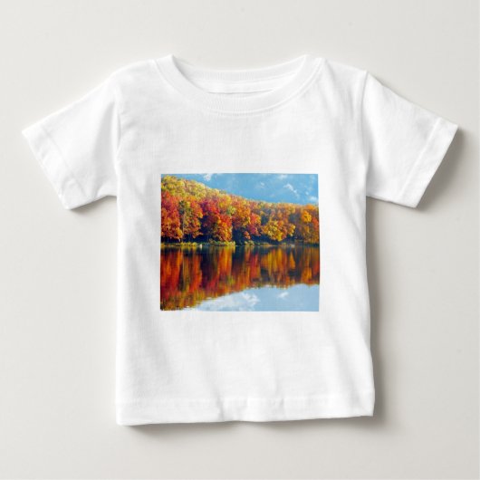 秋湖 ベビーTシャツ (正面)