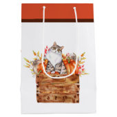 秋猫とカボチャを入れた箱 ミディアムペーパーバッグ (裏面)