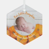 秋生まれたばかりの写真ベビーかわいい小さなカボチャ ガラスオーナメント (正面)