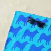 秋田シルエット模様 ビーチタオル (インサイチュ)