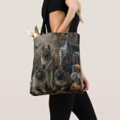 秋田ハロウィーンの夜の犬の大喜び トートバッグ (クローズアップ)