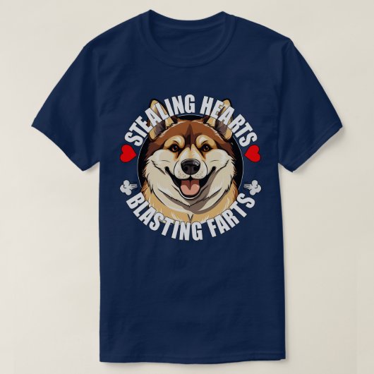 秋田犬おもしろいの盗みハートが豚のファートを爆破 Tシャツ (デザイン正面)