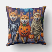 秋田犬のハロウィーンコスチューム クッション (裏面)