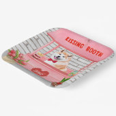 秋田犬バレンタインデーキスをするス ペーパープレート (傾斜あり)