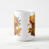 秋秋の花かわいらし付き茶色のブーツ コーヒーマグカップ (中央)