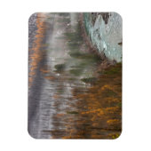 秋転がのカラマツの木に霧が立つ マグネット (縦)