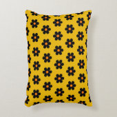 秋黒橙花模様 アクセントクッション (正面(垂直))