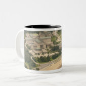 科学および企業シカゴイリノイの博物館 ツートーンマグカップ (正面左)