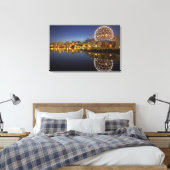 科学の世界とCBDは偽クリークに反映された キャンバスプリント (インサイチュ (寝室))