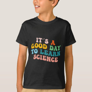 科学の学生は科学に良い日を贈学る Tシャツ