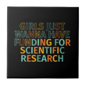 科学の研究のために資金を得たいと思う女の子 タイル (正面)