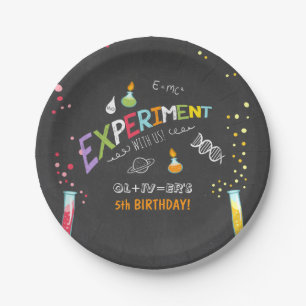 科学の誕生日の紙皿の実験の実験室の男の子 ペーパープレート