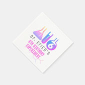 科学実験ネオンピンクガール誕生日 スタンダードカクテルナプキン (角)