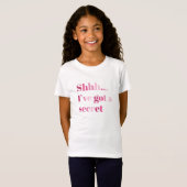 秘密があるの！私、お姉ちゃんになるの Tシャツ (正面フル)