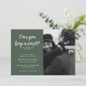 秘密は保あるか? | グリーンフォト婚約 招待状 (スタンド正面)