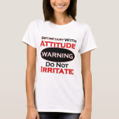 秘書With Attitude Tシャツ (正面)
