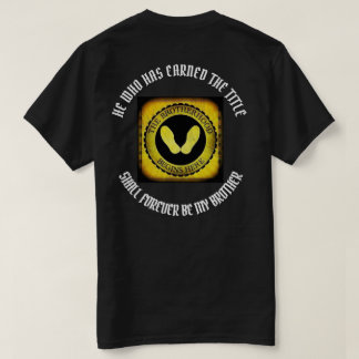 称号を得た者は永久にMとなる Tシャツ