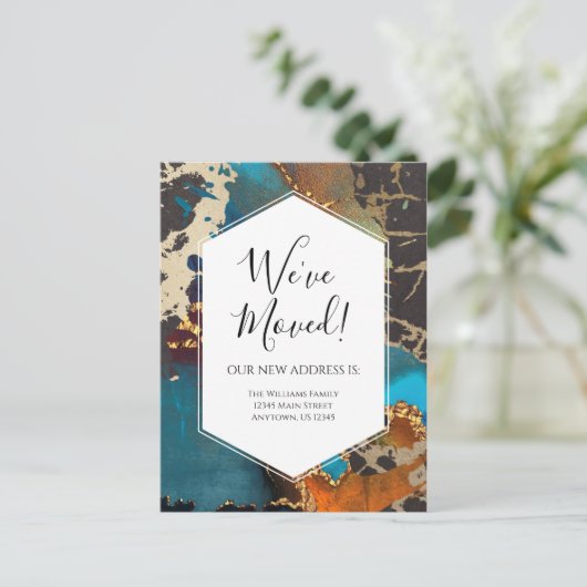 移動中のお知らせ金ゴールドブルーブラックインクモダン ポストカード (スタンド正面)