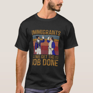 移民たちが仕事を終えるレトロヴィンテージ音楽 Tシャツ