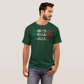 移民に育てられたメキシコ系アメリカ人の誇りを背負って Tシャツ (正面フル)
