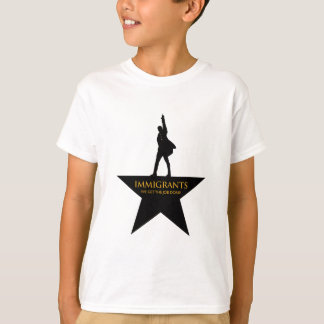 移民は事を終らせます! Tシャツ