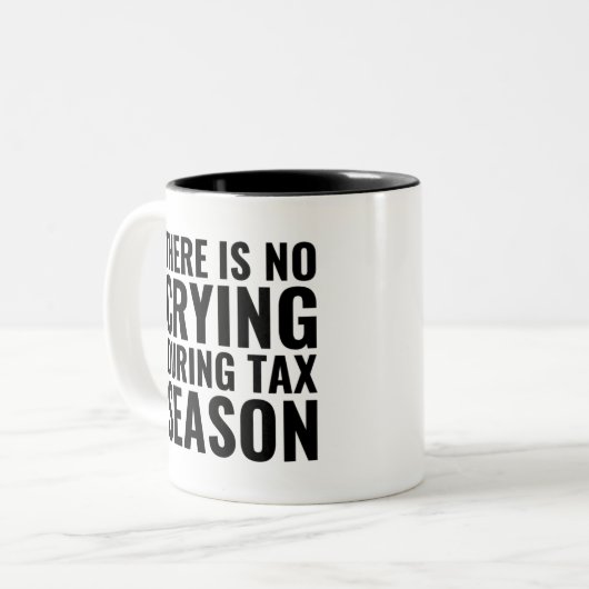 税期に泣き叫びはない、会計士のギフト ツートーンマグカップ (正面左)