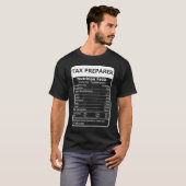 税理士の栄養成分表示 辛口グラフィック Tシャツ (正面フル)