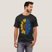 種を取ってポケットに入れヒマワリ平和 Tシャツ (正面フル)