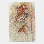 種を植える庭のモルモット キッチンタオル (縦)