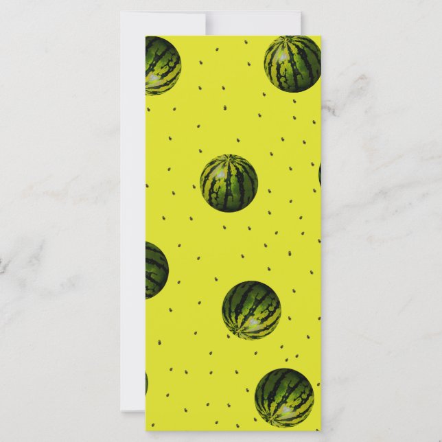 種子が入ったスイカ (正面)