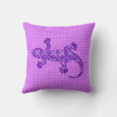 種族のろうけつ染めのヤモリの-すみれ色および紫色の紫色 クッション (裏面)