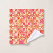 種族のろうけつ染め-オレンジ、珊瑚のピンクおよび明るい赤紫色 バスタオルセット (ウォッシュタオル)