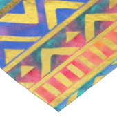 種族の幾何学的な水彩画および金ゴールドパターン テーブルクロス (アングル)