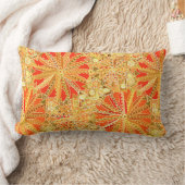 種族の曼荼羅のプリント、マスタードの金ゴールドおよびオレンジ ランバークッション (ブランケット)