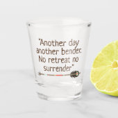 種族の矢のトーストの小グラス ショットグラス (正面)