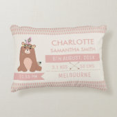 種族のBohoのテディー・ベアの誕生の発表のクッション アクセントクッション (正面)