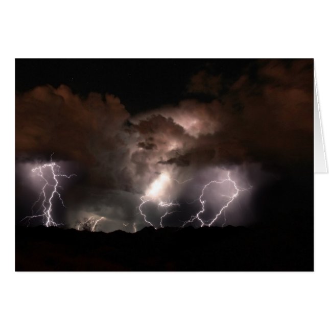 稲妻の壮大な力。 (正面横)