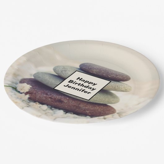 積み上げストーンメディタティックケアン誕生日 ペーパープレート (アングル)