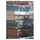 積み重なったヴィンテージスーツケース クリップボード (裏面)