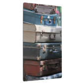 積み重なったヴィンテージスーツケース クリップボード (右)