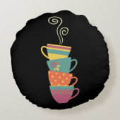 積み重ねた磁器のカップ、紅茶、コーヒー蒸し ラウンドクッション (裏面)