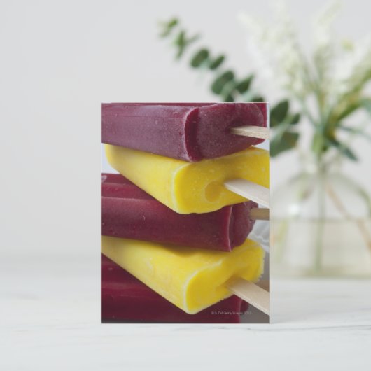 積み重ね凍っていられたアイスポップ、アイスクリーム ポストカード (スタンド正面)